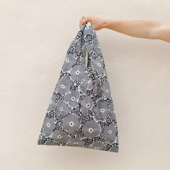 NWT Baby Baggu - Woodblock Floral - Picture 4 of 4